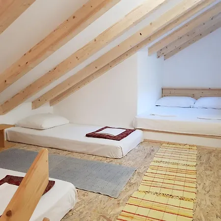 Trojanovi - Duplex With Terrace Διαμέρισμα *